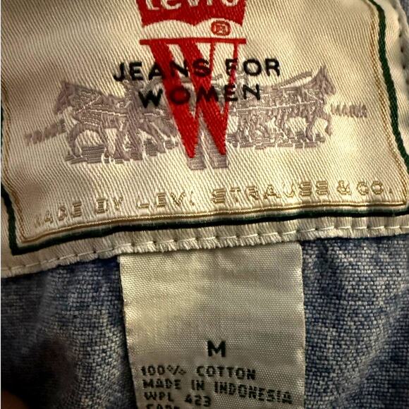 Levi Denim Jean Vest - Picture 8 of 8